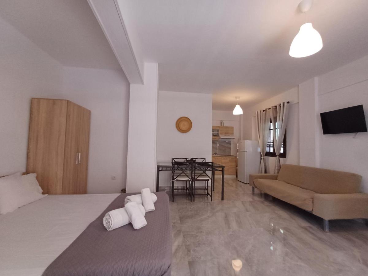 Mariza Apartments -studios Hanioti Exterior foto