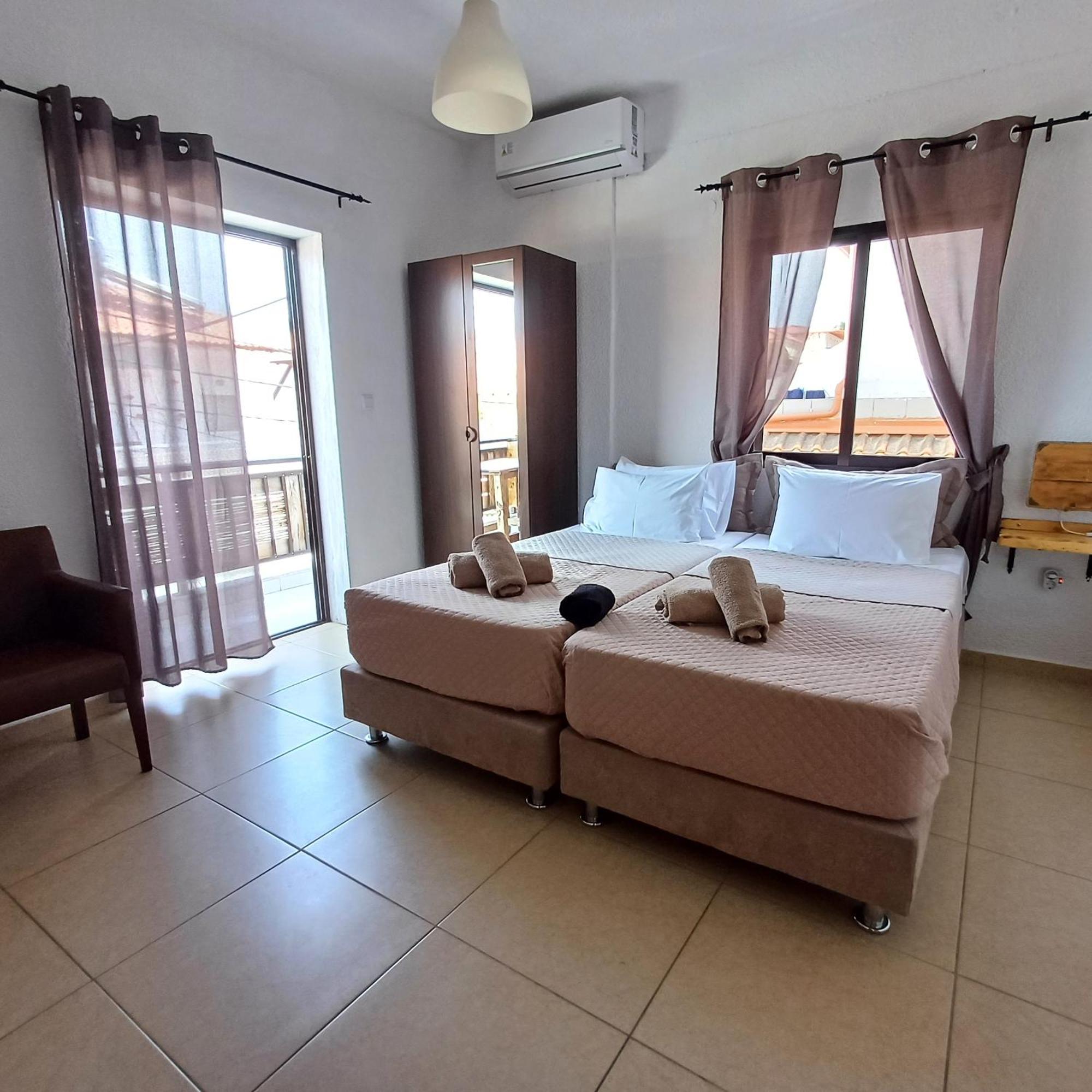 Mariza Apartments -studios Hanioti Exterior foto